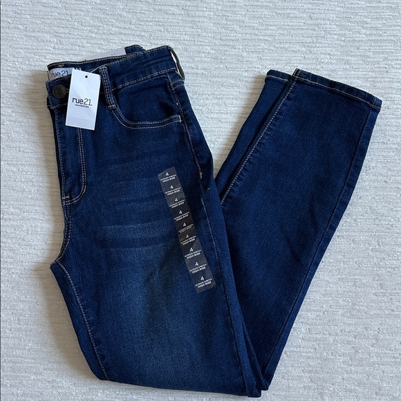 Rue21 Denim - Rue 21 High Rise Skinny Ultimate Stretch Denim Jeans Dark Wash NWT